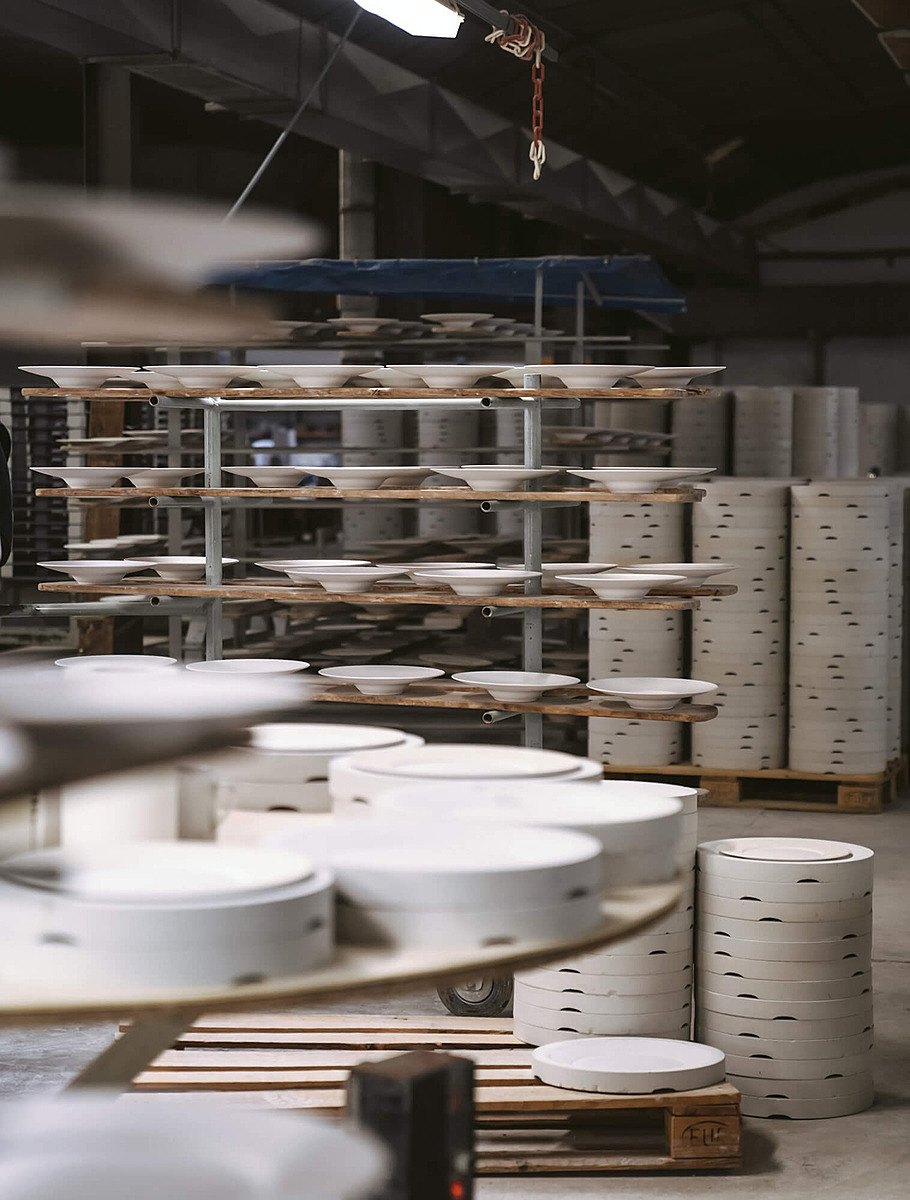 Производство лиможского фарфора Degrenne