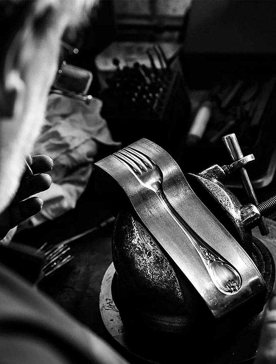 На производстве Degrenne