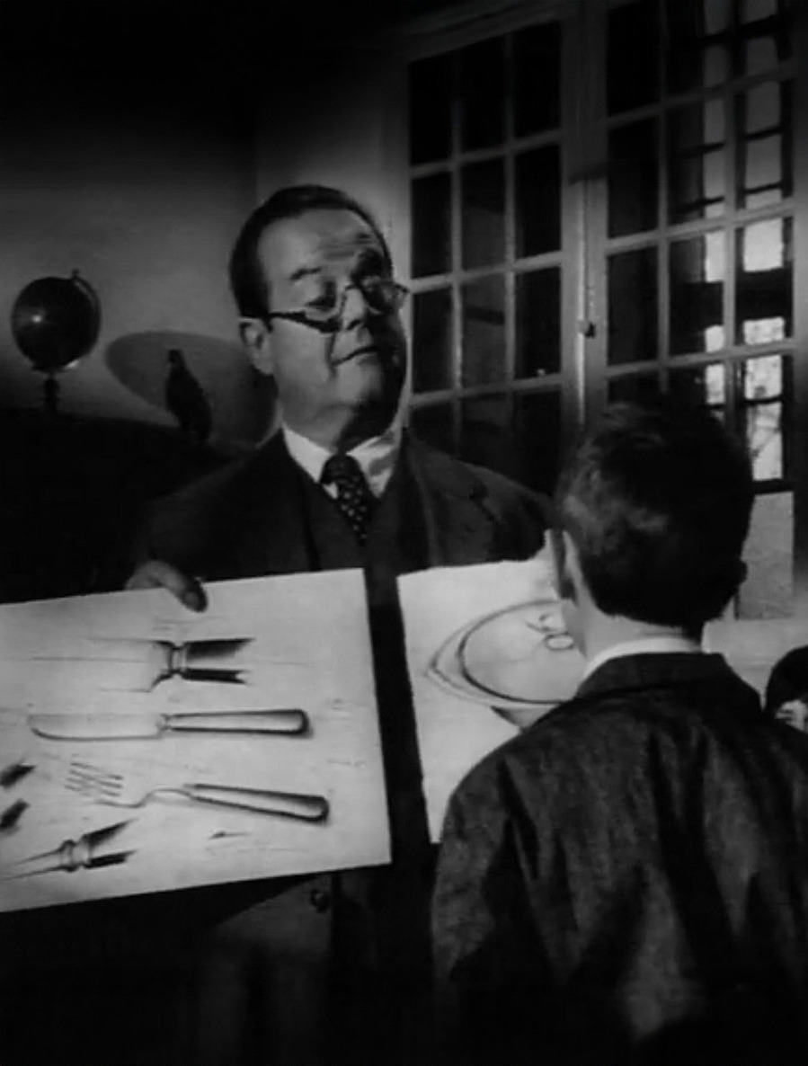 Кадры из реклама о школьнике Дегрене