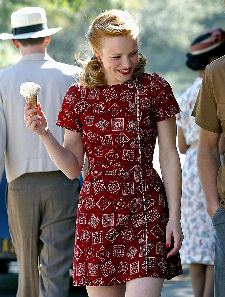 Мороженное в рожке в фильме «Дневник памяти»