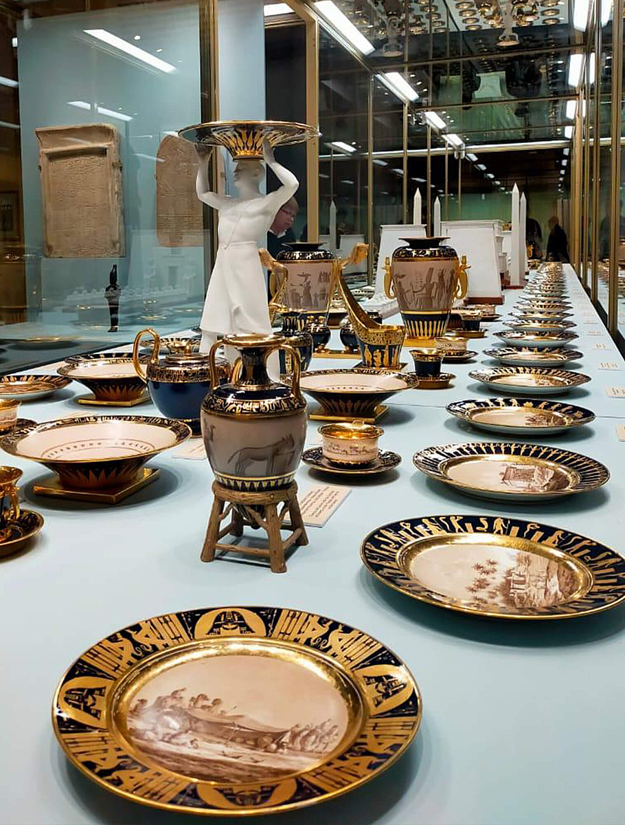 «Египетский» сервиз на выставке