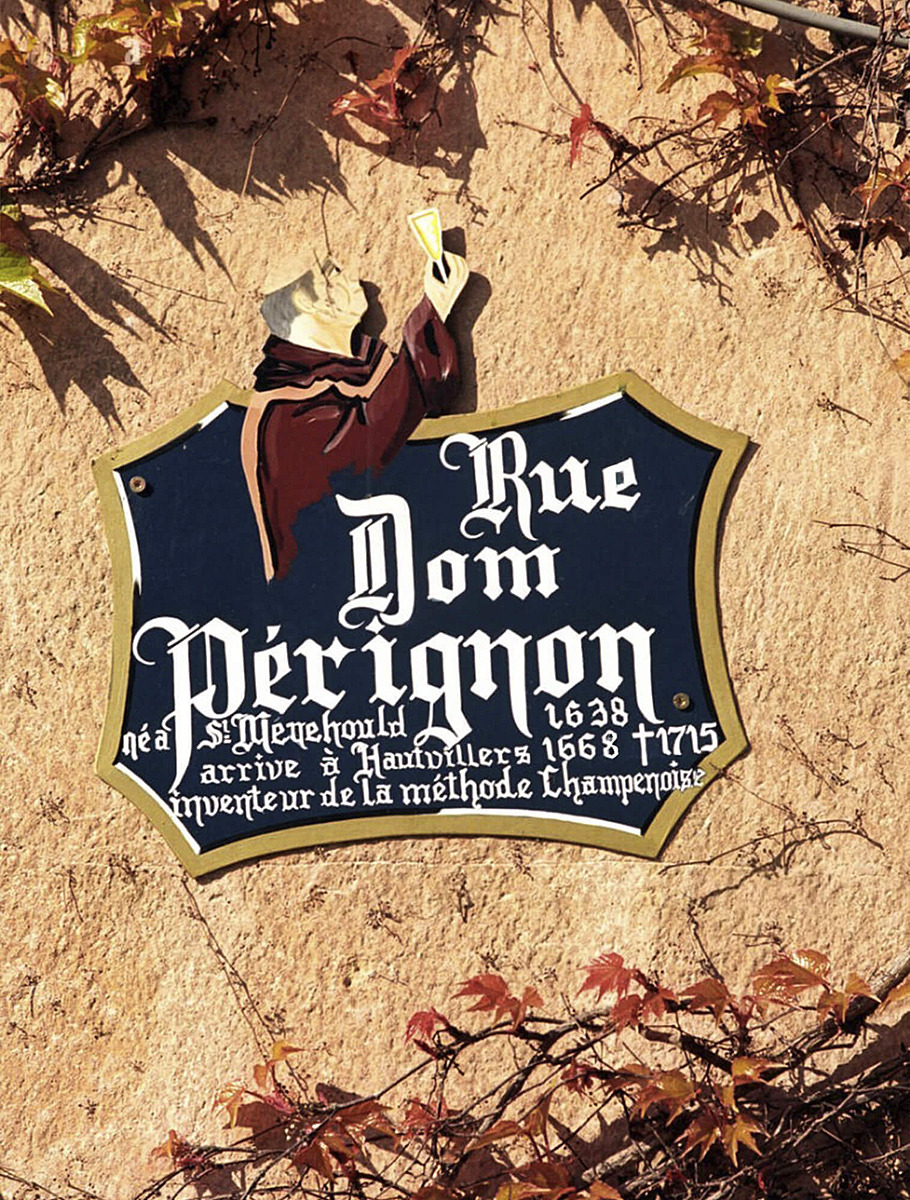 Дорожный знак Rue Dom Perignon в Отвиллере