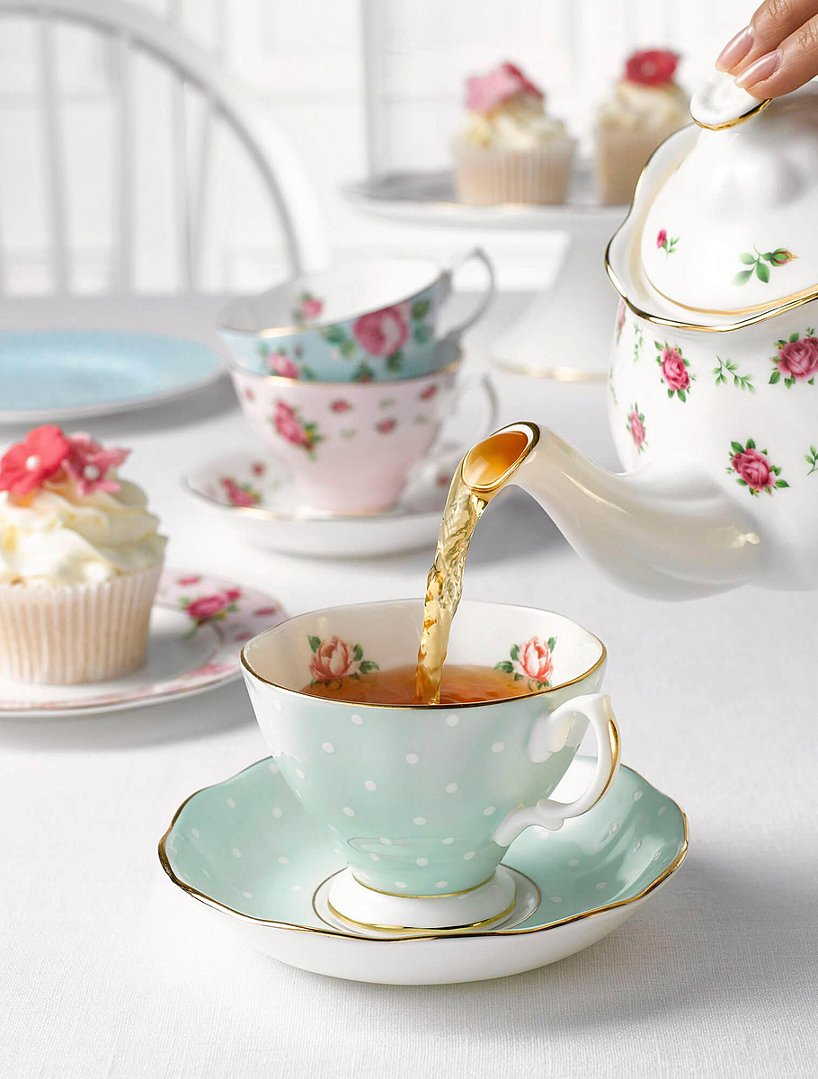 Посуда в винтажном стиле Rose от Royal Albert