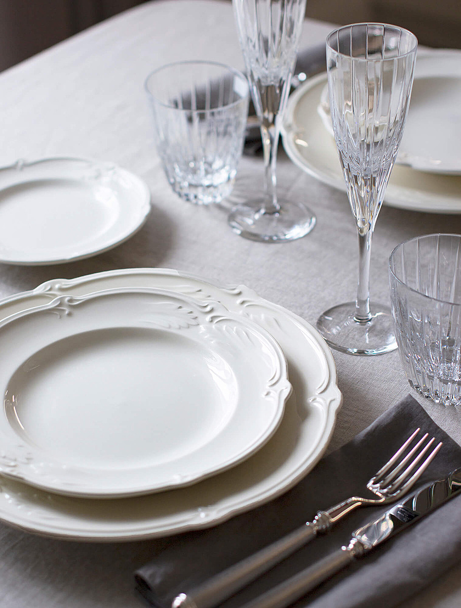 Посуда из фаянса Rocaille Blanc от Gien