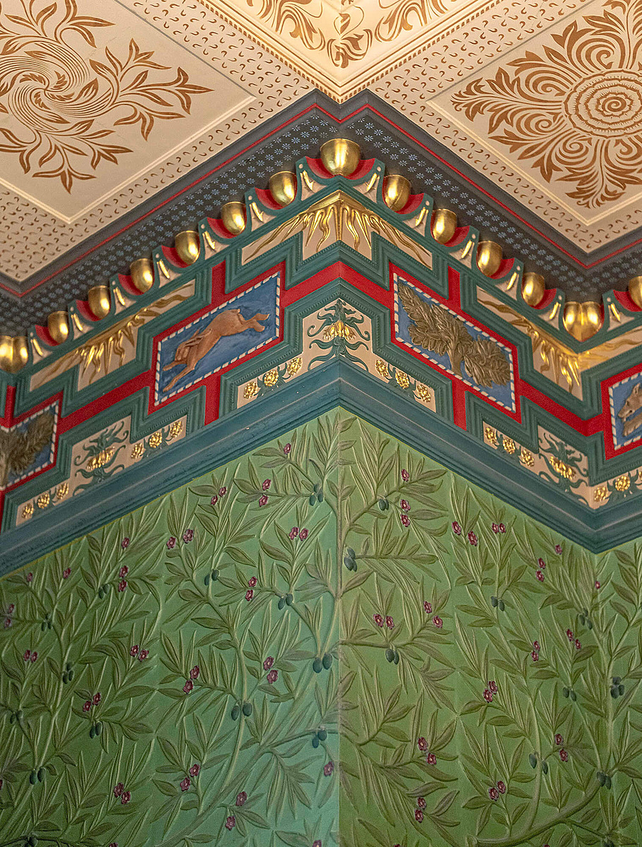 Зал Уильяма Морриса, музей Виктории и Альберта, Лондон