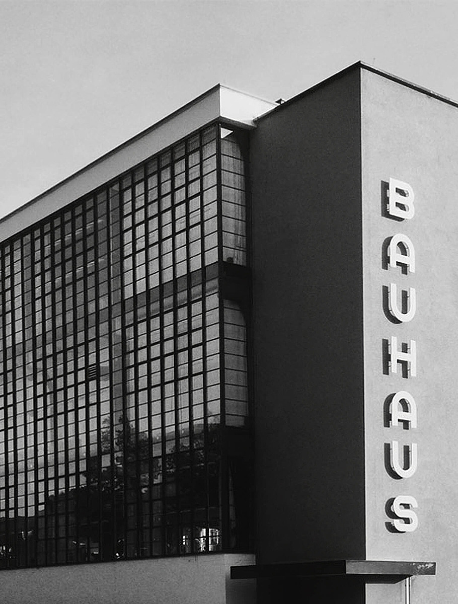 Школа Баухаус в Дессау, Германия