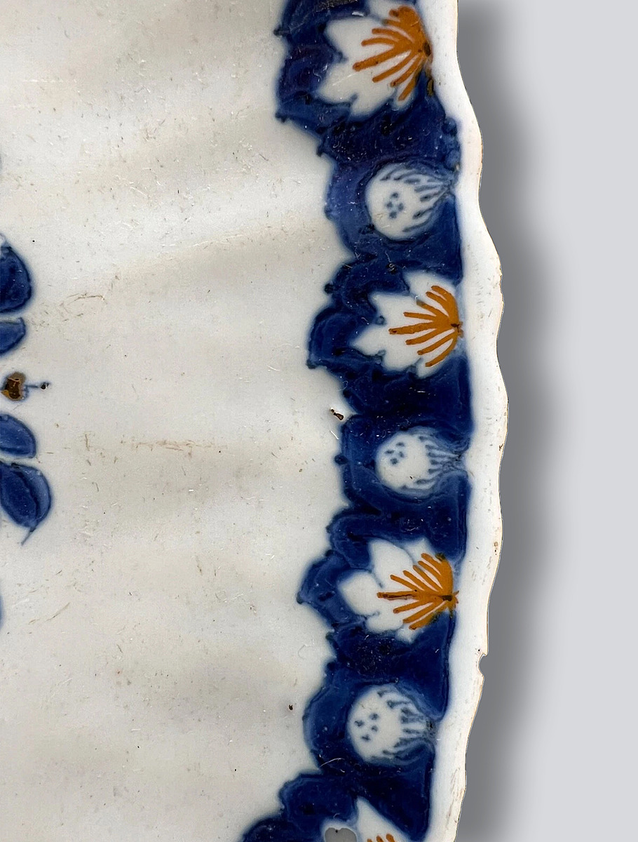 Руанская глиняная тарелка с синим бортиком