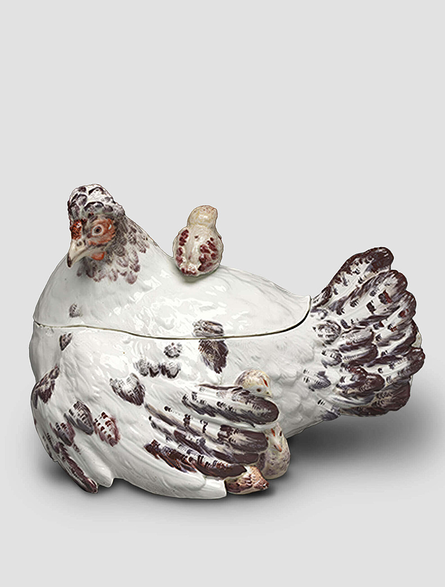 Супница в форме курицы из мягкого фарфора, Челси, ок. 1755 г.
