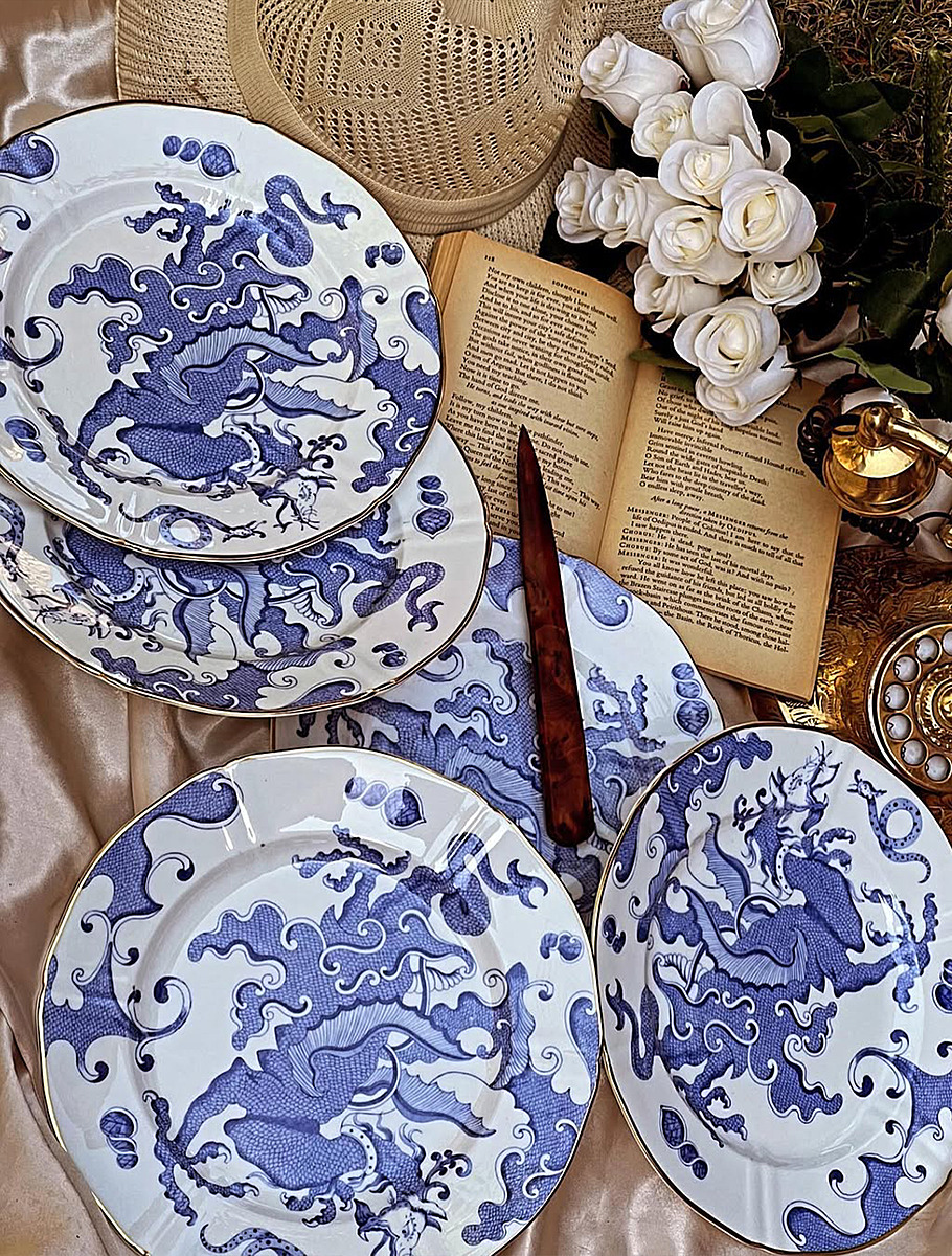 Коллекция «Голубой дракон», Royal Worcester