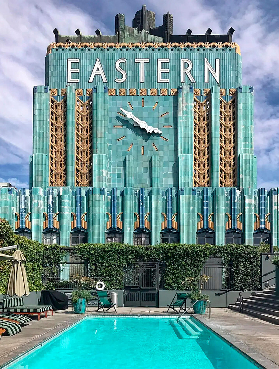 Здание EASTERN