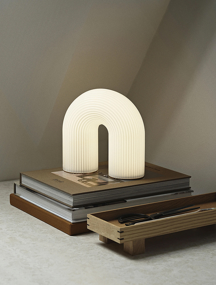 Лампа Vuelta от Ferm Living