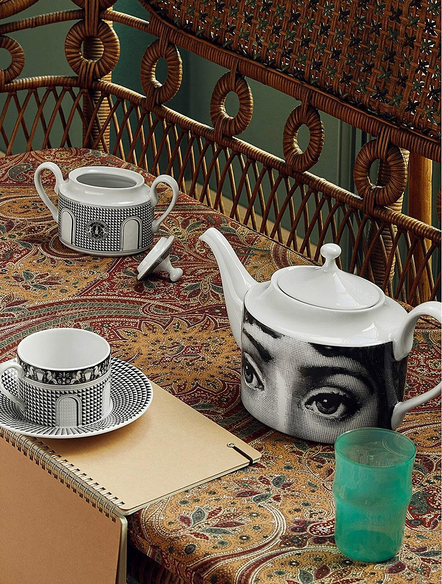 Коллекция посуды Tema e Variazioni от Fornasetti