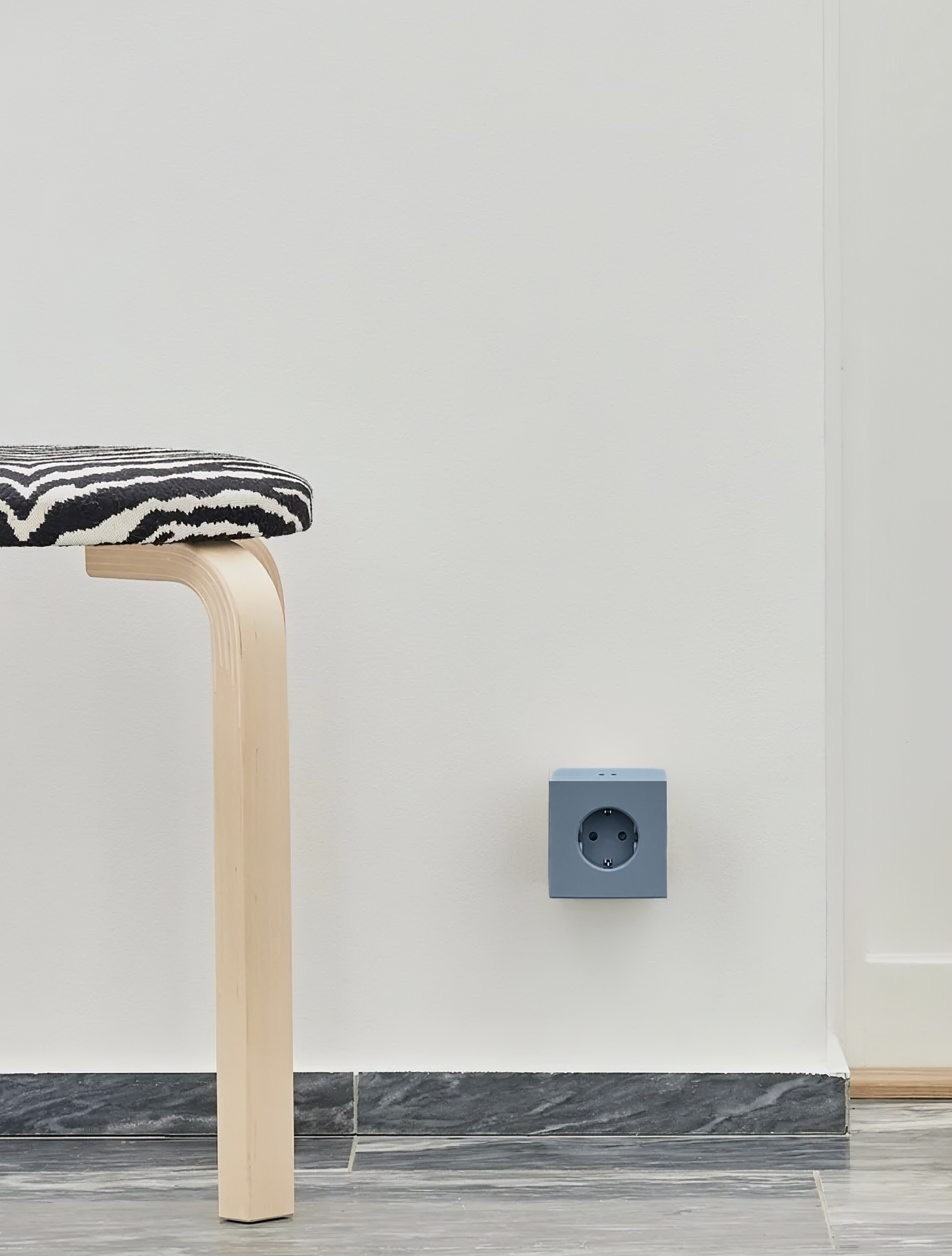 Разветвитель Square Two с USB-C и 3 розетками, 7,5х7,5 см от Avolt