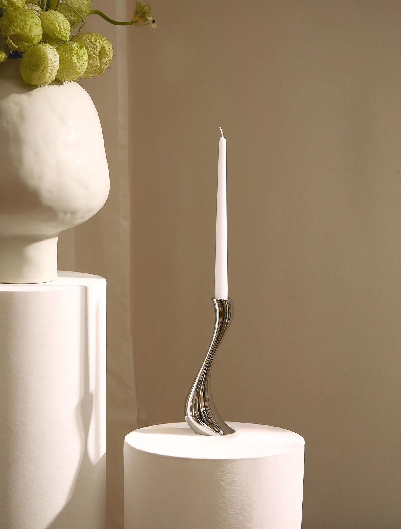 Набор из 2 подсвечников Cobra, 24 см от Georg Jensen