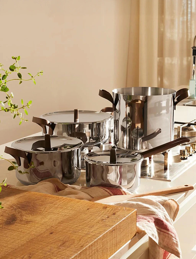 Кастрюля с крышкой Edo, 2,8 л, 20 см от Alessi