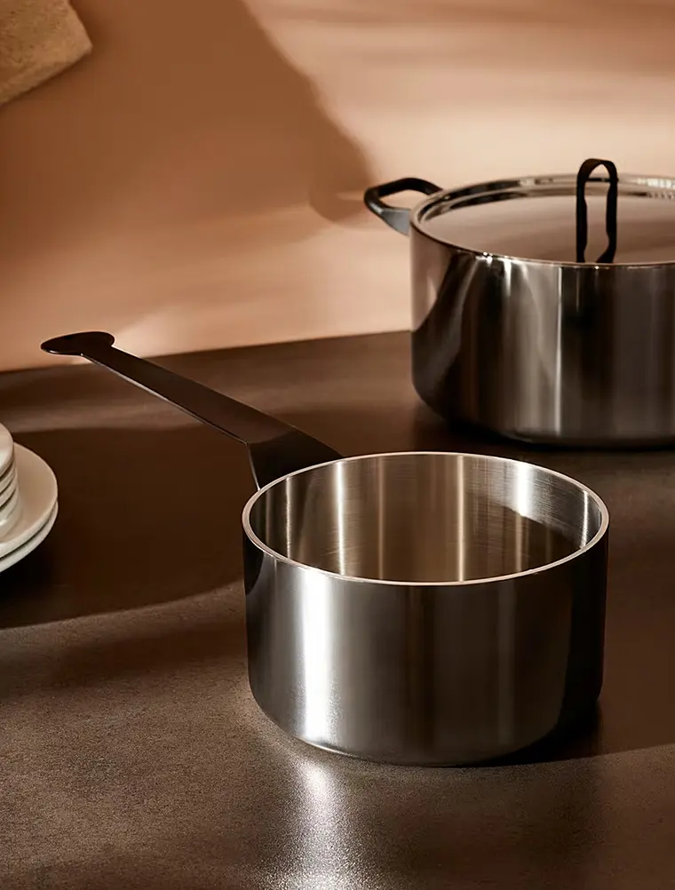 Ковш с крышкой La Cintura di Orione, 1,8 л, 16 см от Alessi