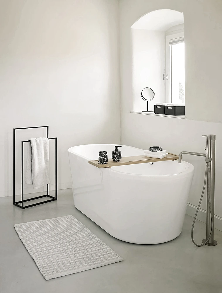 Коврик для ванной Maks Silver Grey, 60х100 см от Aquanova