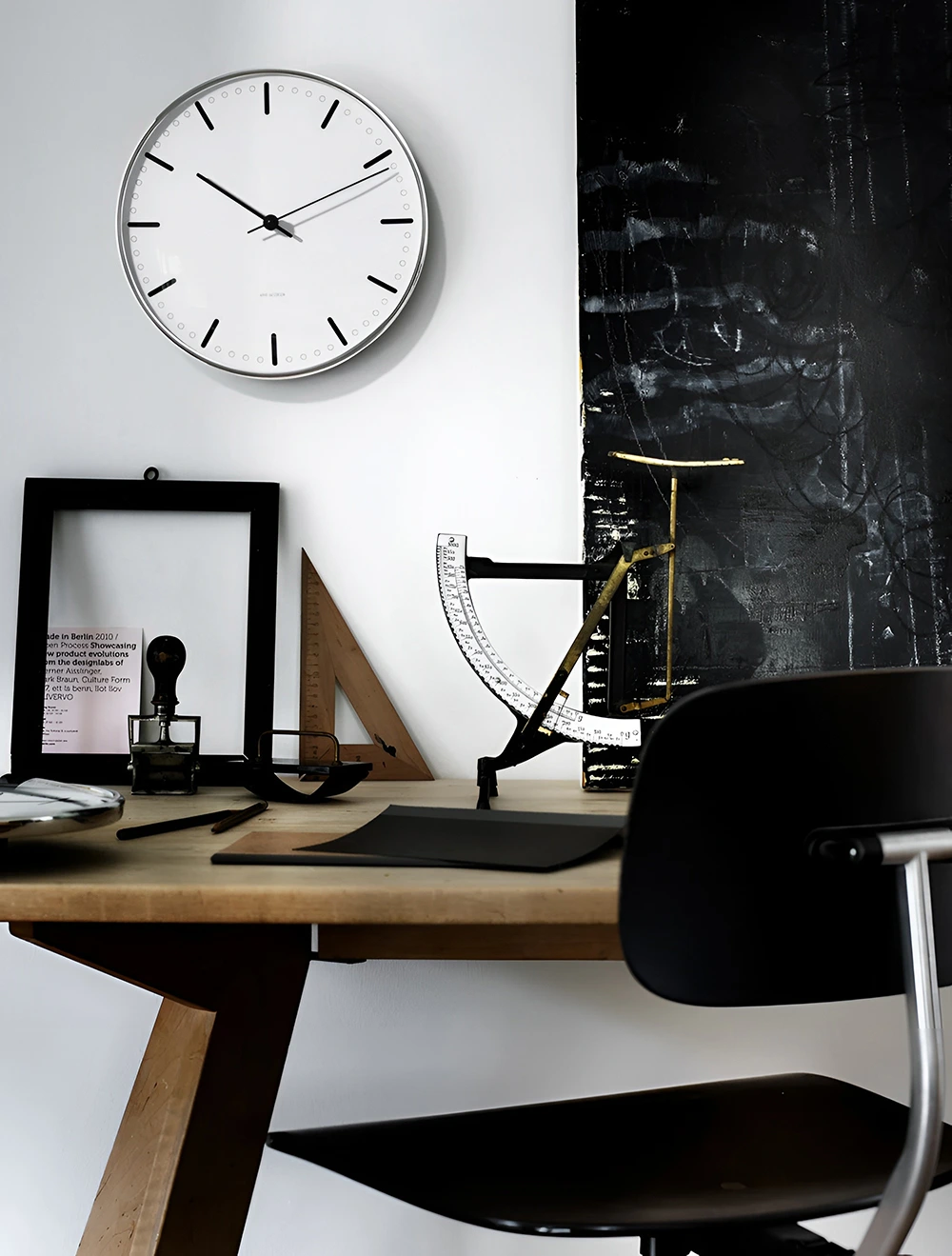 Настенные часы City Hall, 29 см