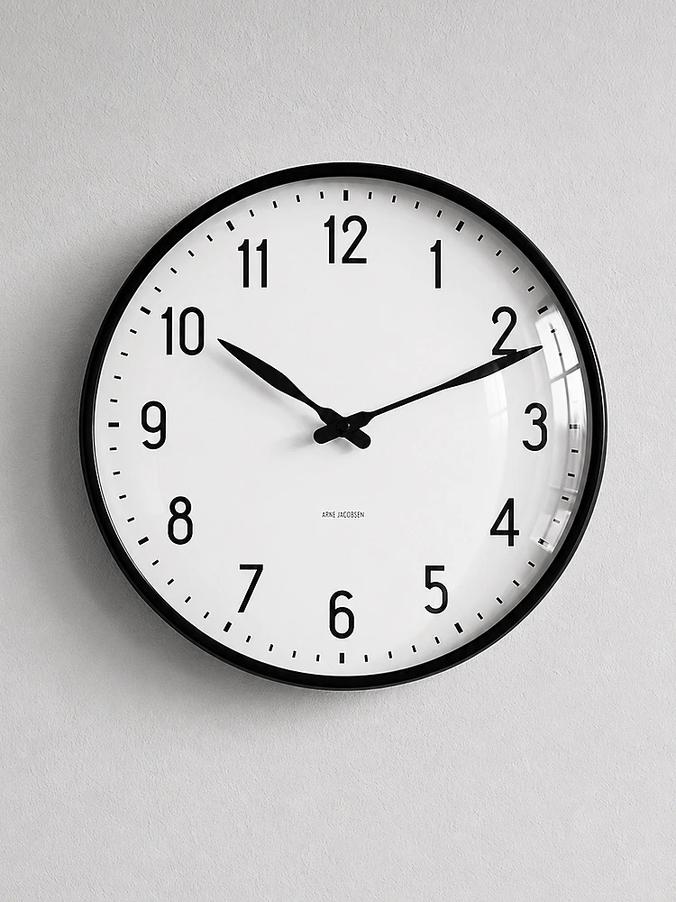 Настенные часы Station, 29 см от Arne Jacobsen