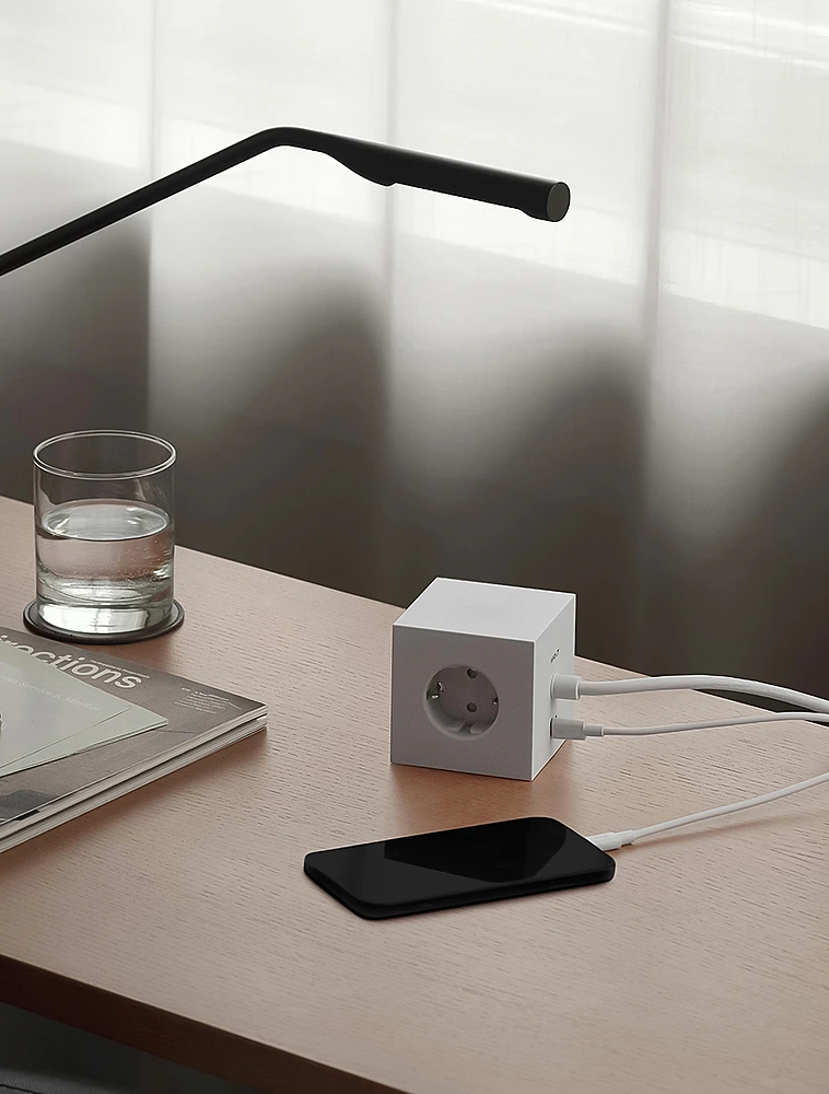 Удлинитель Square One с USB-C и 3 розетками, 1,8 м от Avolt