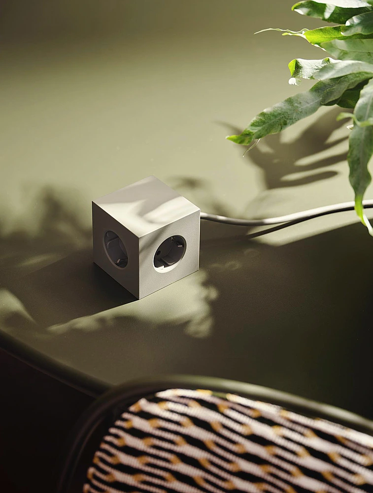 Удлинитель Square One с USB-C и 3 розетками, 1,8 м от Avolt