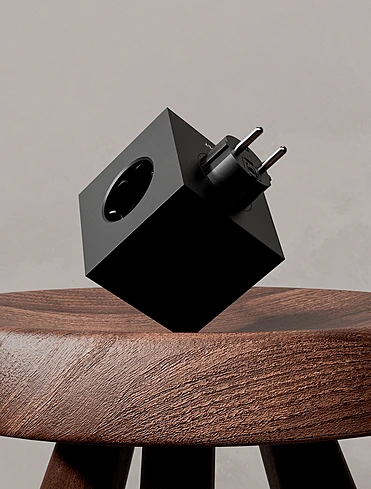 Разветвитель Square Two с USB-C и 3 розетками, 7,5х7,5 см