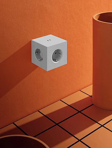 Разветвитель Square Two с USB-C и 3 розетками, 7,5х7,5 см