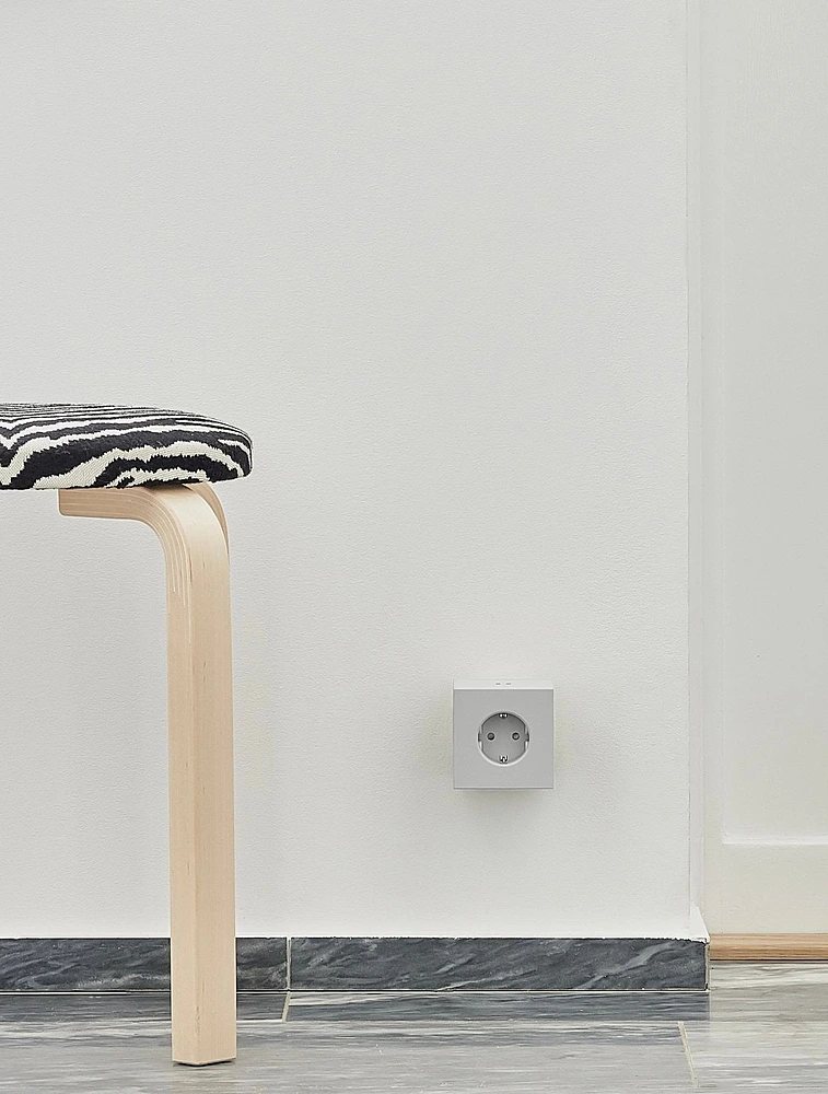 Разветвитель Square Two с USB-C и 3 розетками, 7,5х7,5 см от Avolt