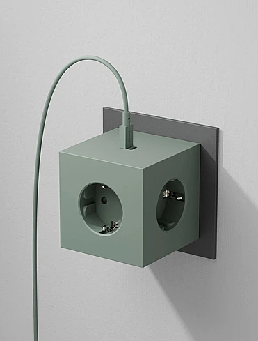 Разветвитель Square Two с USB-C и 3 розетками, 7,5х7,5 см