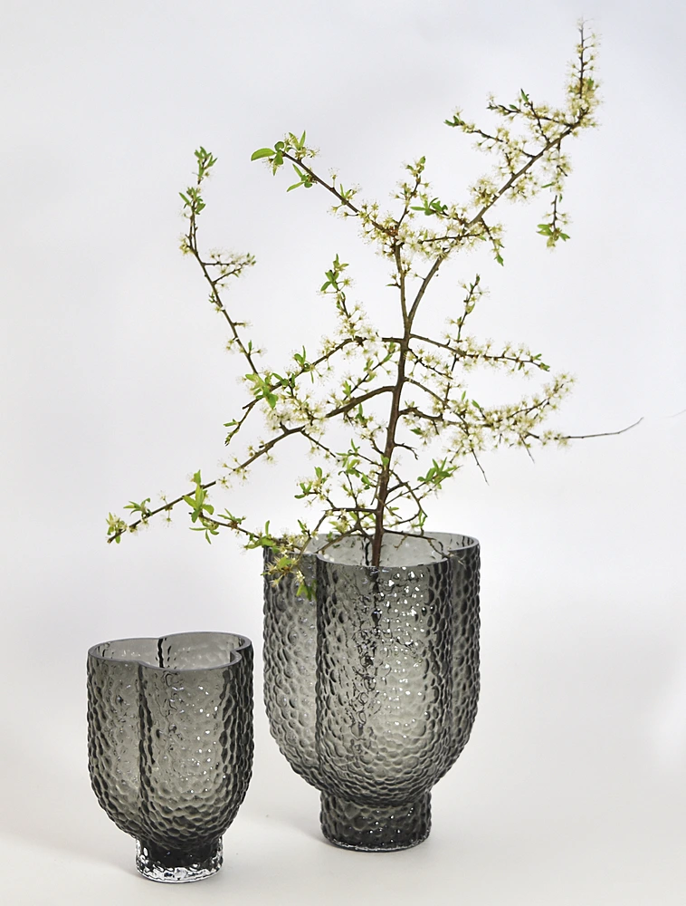 Ваза Arura, 25 см от AYTM