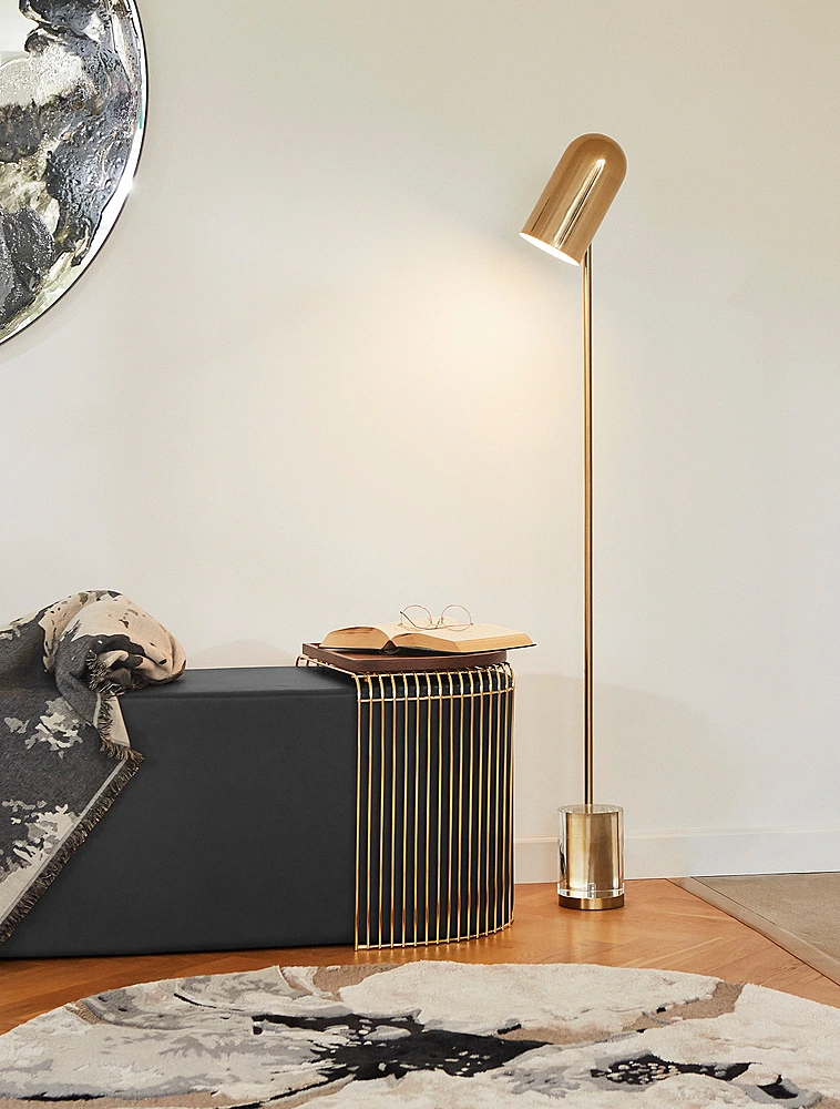 Журнальный столик с подносом Curva, 34x48x49 см от AYTM