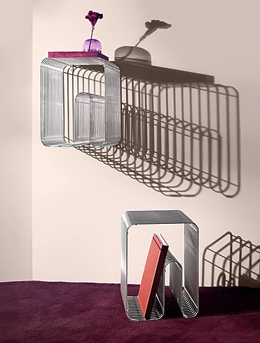 Журнальный стол со съёмным подносом Curva, 33x32,5x43,5 см