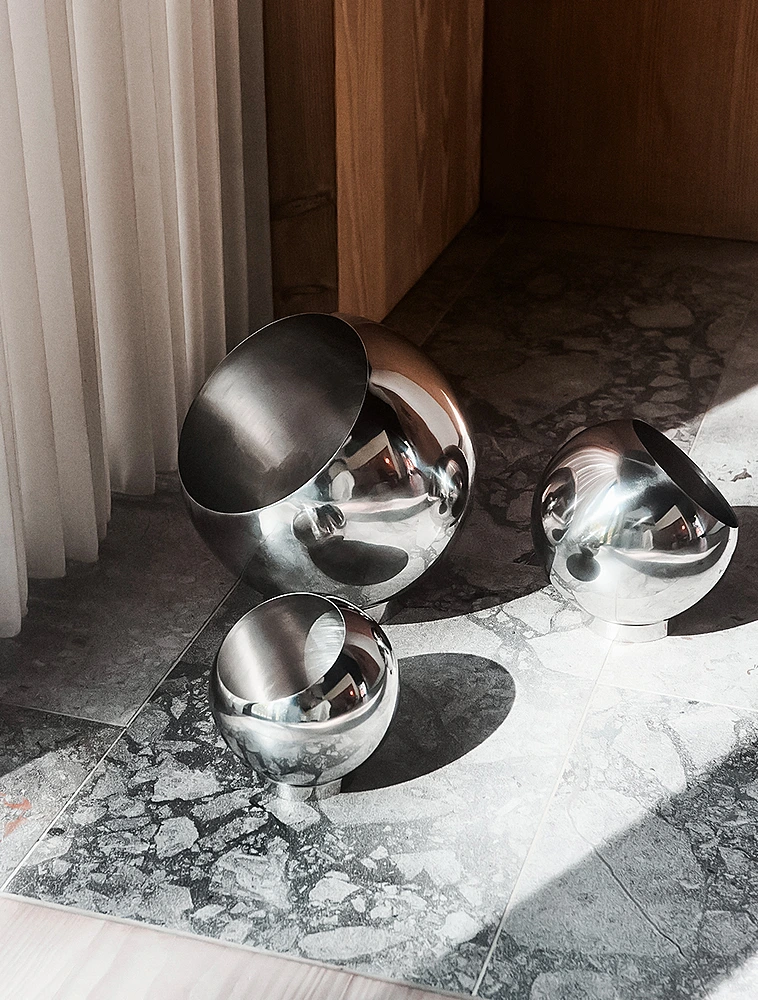 Кашпо Globe, 21x19 см от AYTM