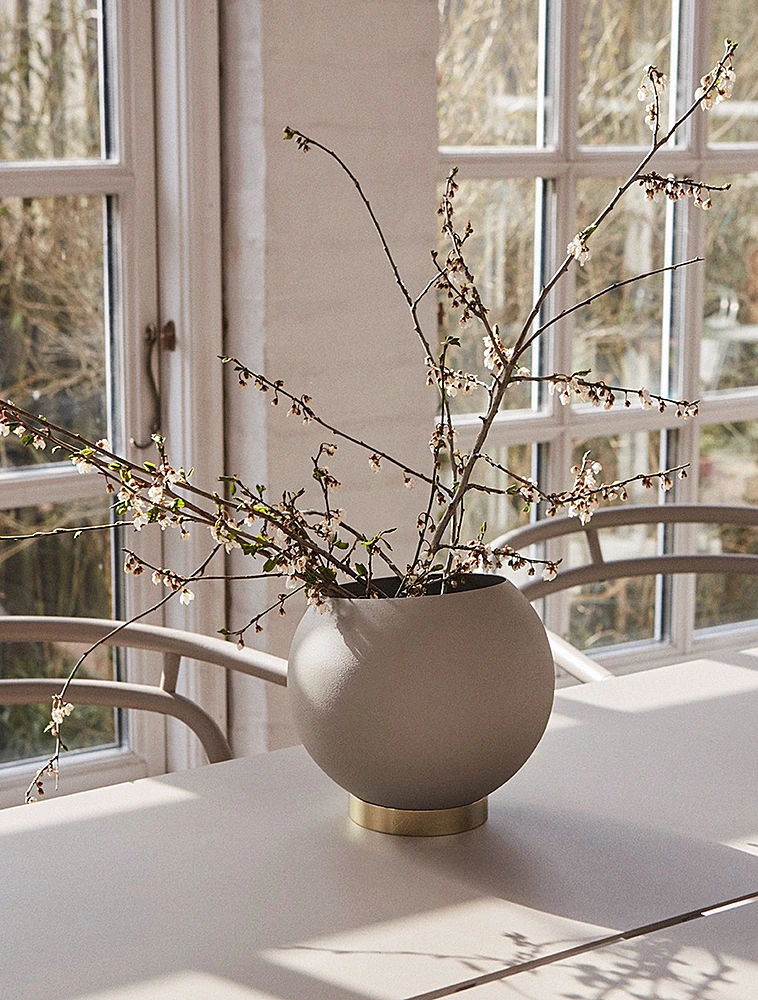 Кашпо Globe, 17x15,5 см от AYTM