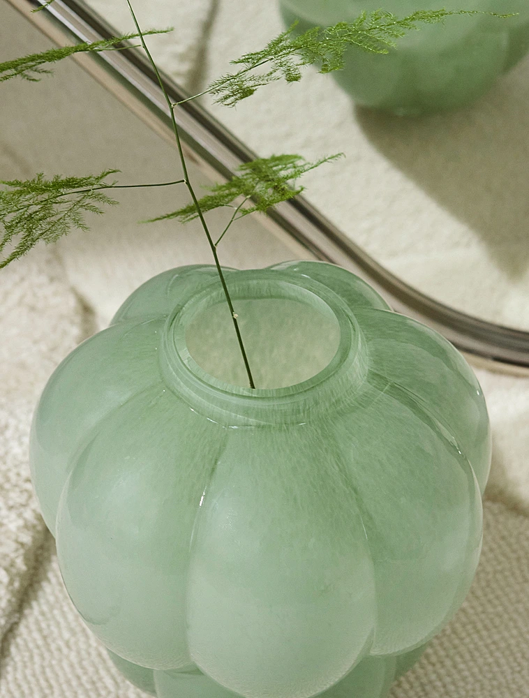 Ваза Uva, 22 см от AYTM