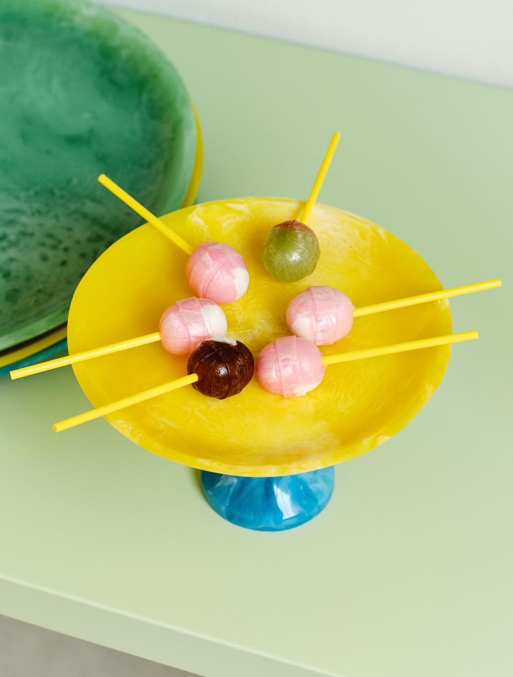 Тортовница на ножке Candy, 16 см
