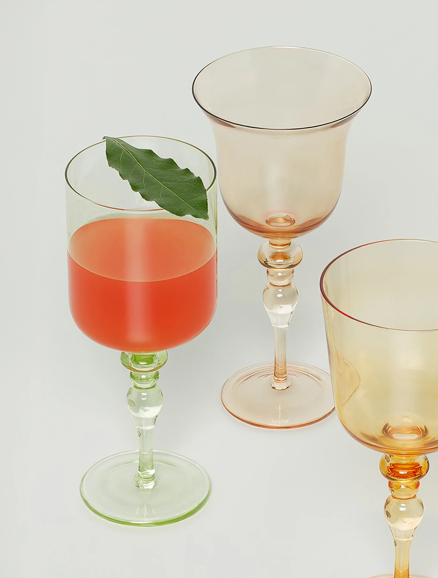 Бокал для белого вина Diseguale Amber/Pink, 350 мл