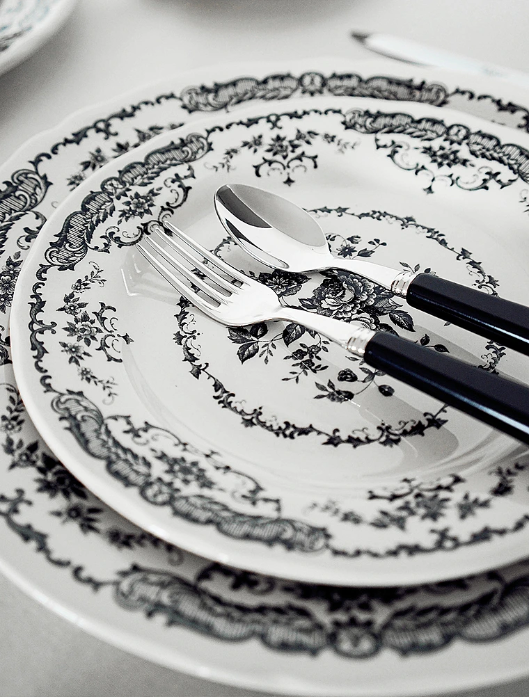 Закусочная тарелка Rose Black, 20,5 см от Bitossi Home