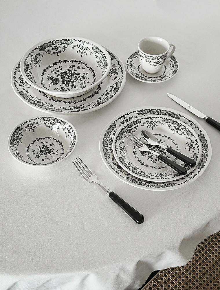 Сервировочный салатник Rose Black, 23,5 см от Bitossi Home