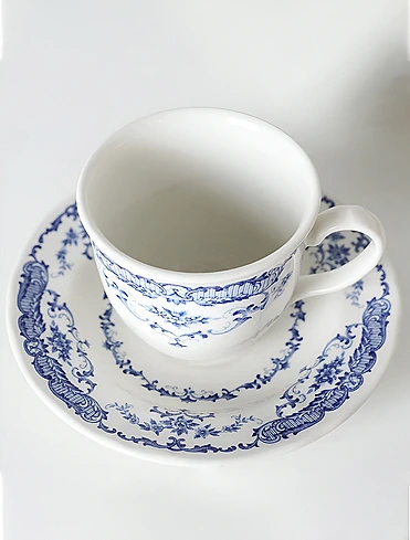 Блюдце для чайной чашки Rose Blue 160 мл