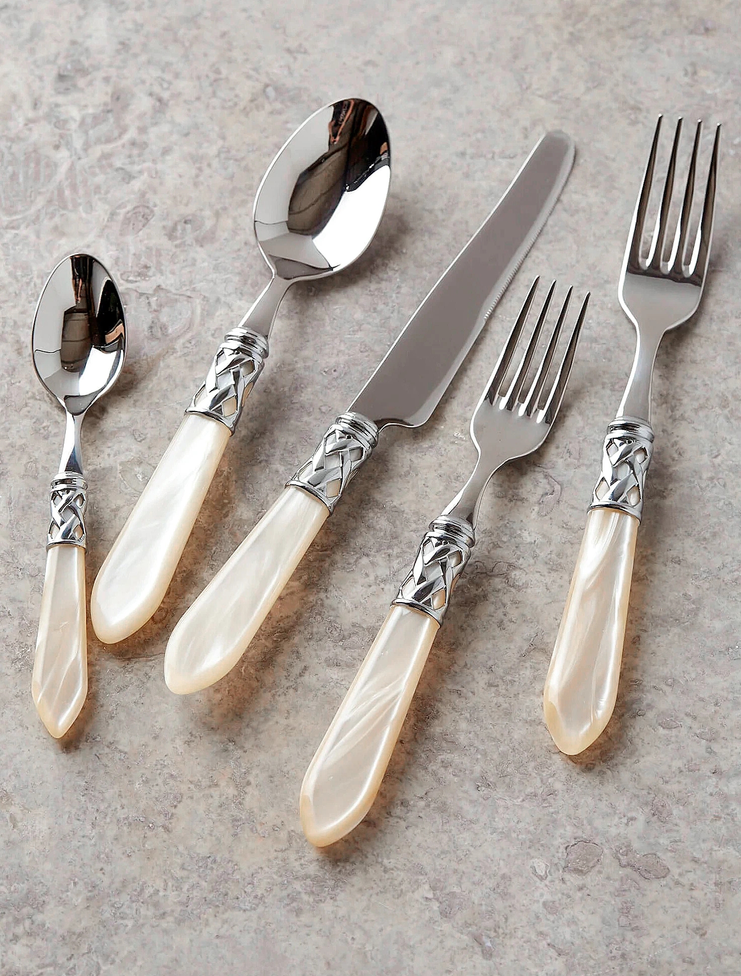 Набор столовых приборов Aladdin Ivory на 6 персон, 30 пр.