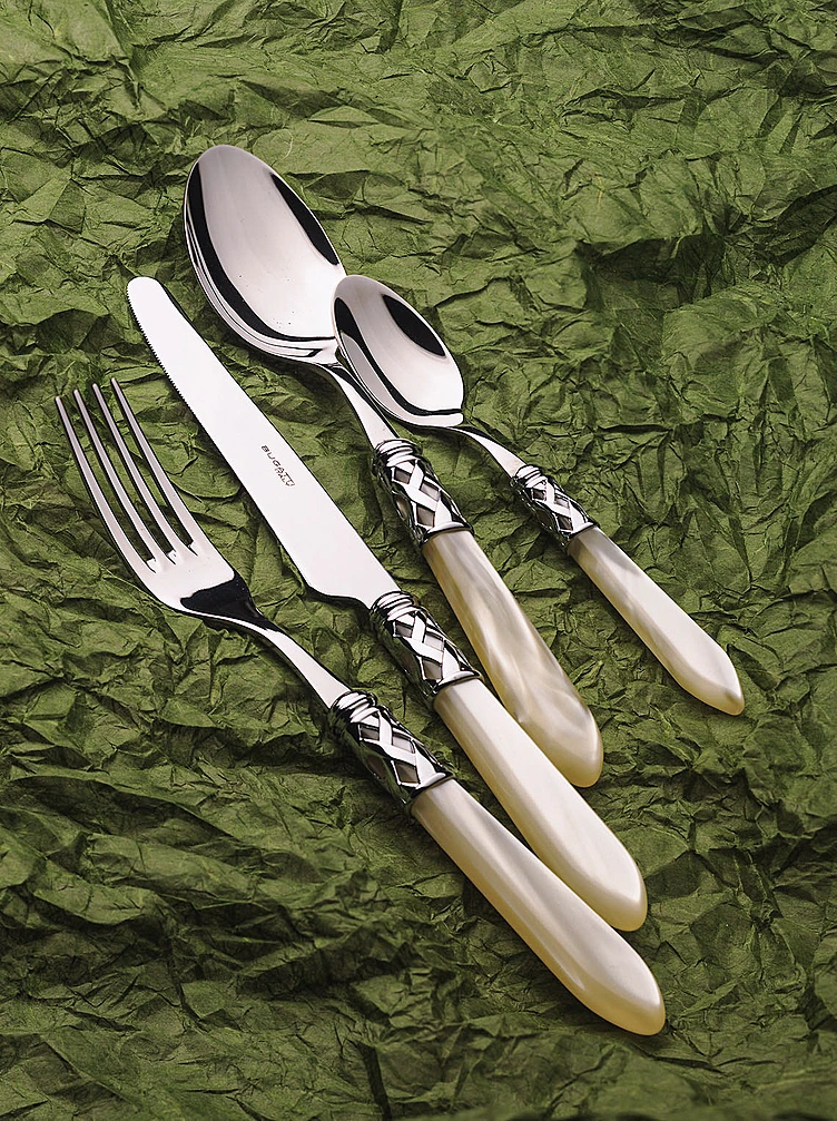 Набор столовых приборов Aladdin Ivory на 6 персон, 30 пр. от Casa Bugatti