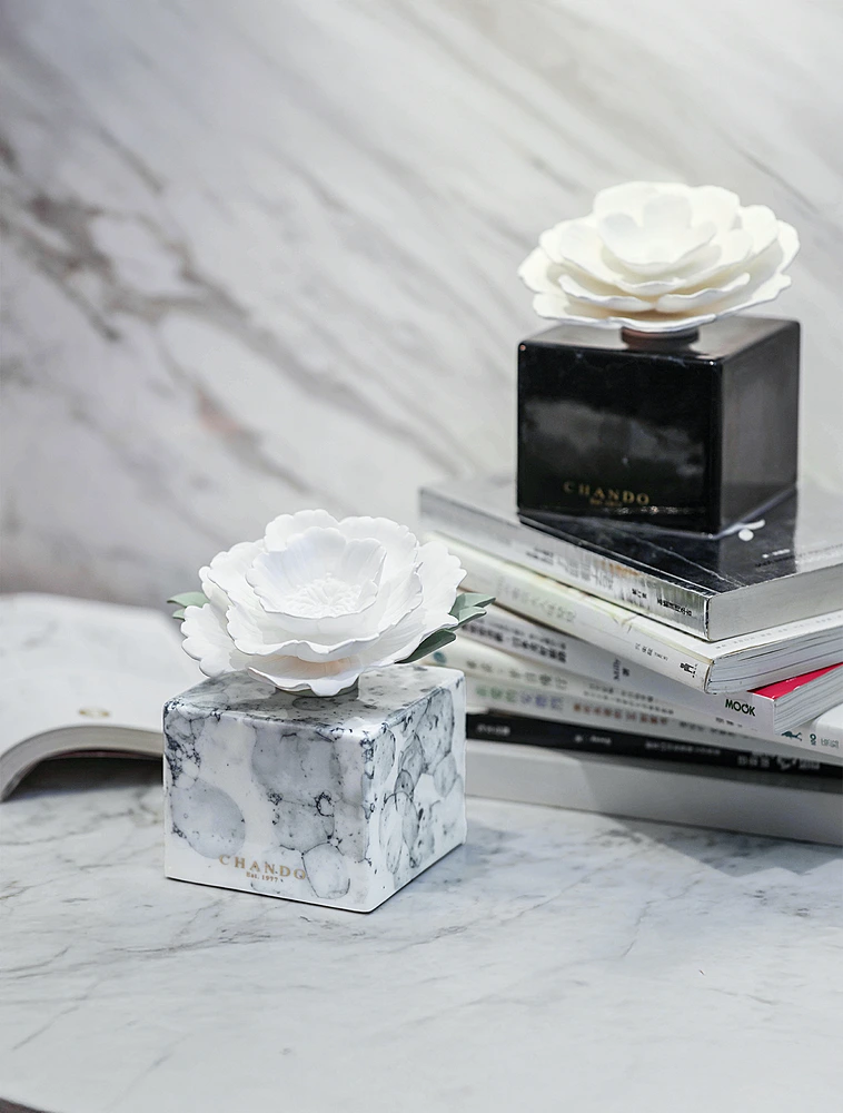 Ароматический диффузор Marble White Peony, 200 мл от Chando