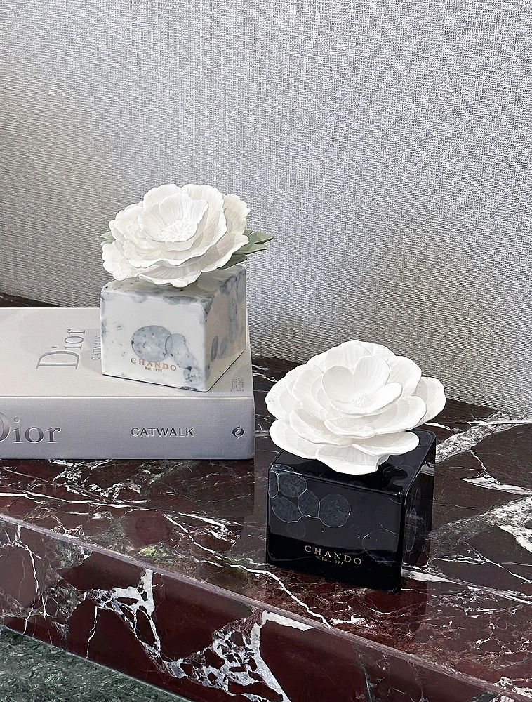 Ароматический диффузор Marble White Peony, 200 мл от Chando