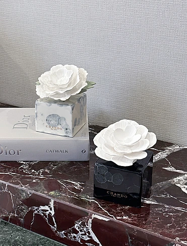 Ароматический диффузор Marble Black Camelia, 200 мл