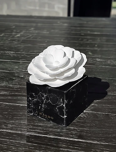 Ароматический диффузор Marble Black Camelia, 200 мл