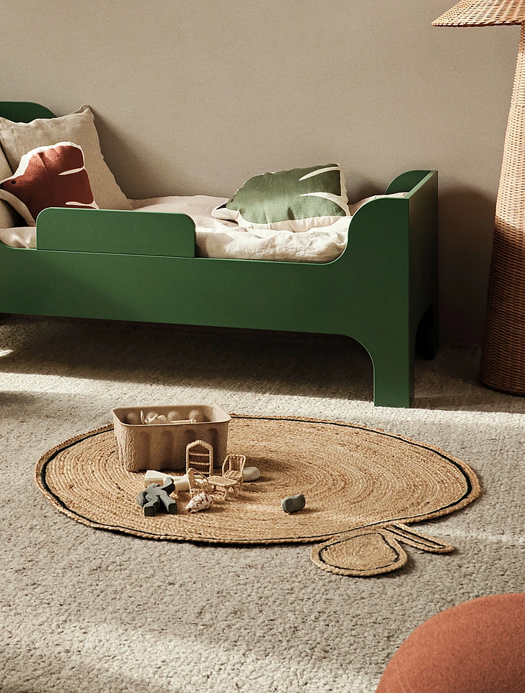 Декоративный коврик Apple 110x120 см от Ferm Living