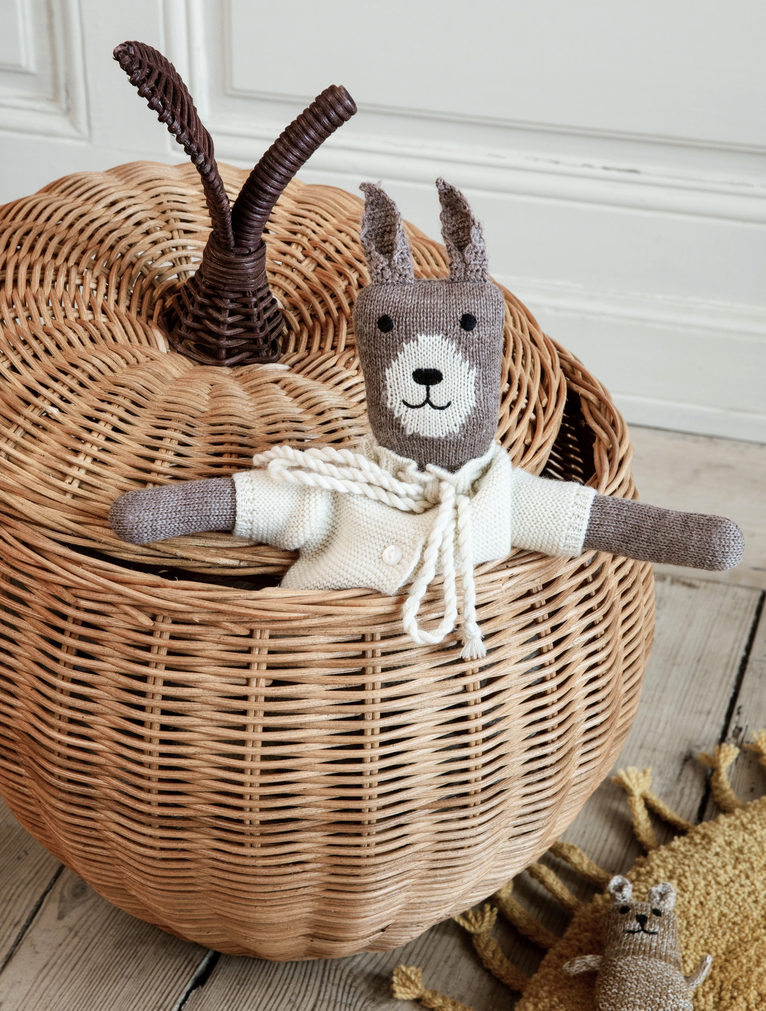 Корзина для хранения Apple, 52 см