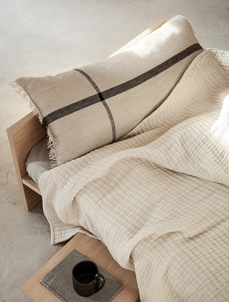 Декоративная подушка Calm, 40х90 см от Ferm Living
