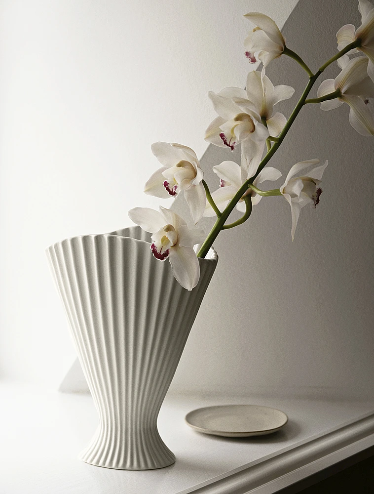 Ваза Fountain, 30,5 см от Ferm Living